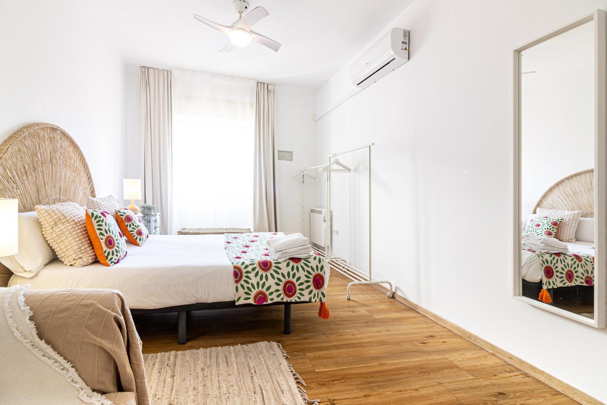 Appartamento Malaga Center Flat Holidays City Center Esterno foto